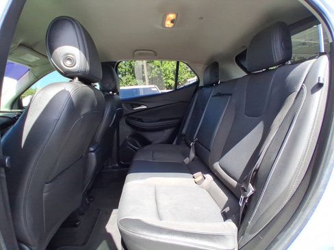 Used 2021 Buick Encore GX Select FWD image 14