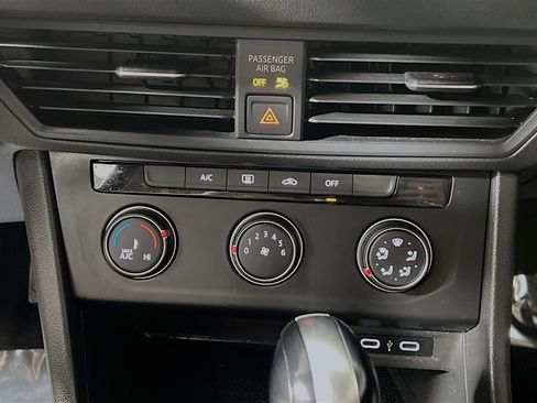 Used 2021 Volkswagen Jetta S image 26