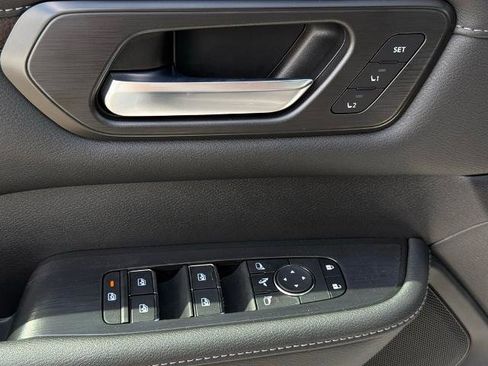 New 2026 Nissan Armada SL w/ Captain's Chari Seat Package RWD image 20