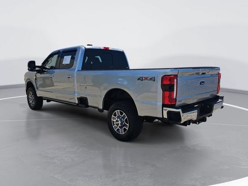 Used 2024 Ford F350 Lariat w/ Lariat Ultimate Package AWD/4WD image 6