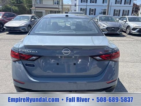 Used 2024 Nissan Sentra SR FWD image 4