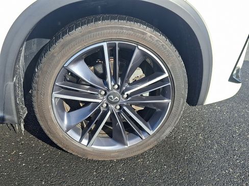 Certified 2023 INFINITI QX55 Luxe w/ Cargo Package image 8