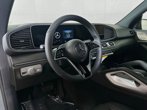 New 2026 Mercedes-Benz GLE 450 4MATIC image 9