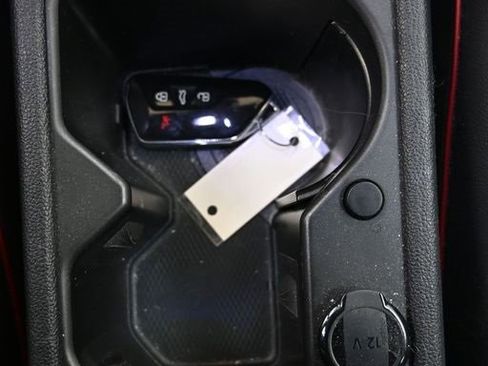 Certified 2024 Volkswagen GTI Autobahn image 31