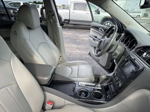 Certified 2017 Buick Enclave Leather w/ Trailering Package FWD image 13