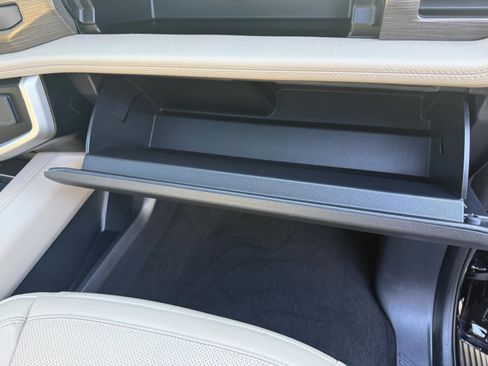 Used 2024 Ford Expedition Max Limited image 33