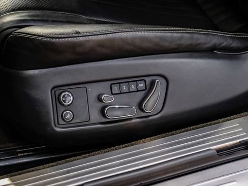 Used 2016 Bentley Continental GT image 38
