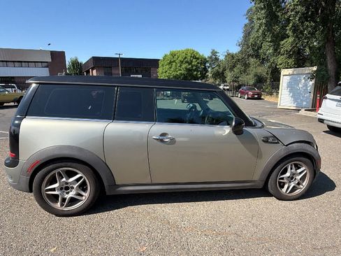 Used 2010 MINI Cooper Clubman S FWD image 4