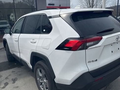 Used 2025 Toyota RAV4 LE image 2
