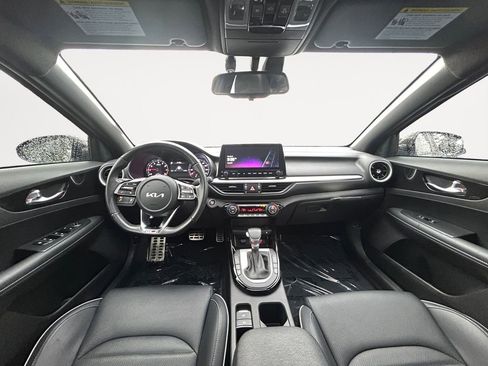 Used 2024 Kia Forte GT-Line w/ GT-Line Premium Package image 13