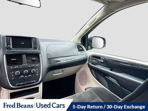 Used 2017 Dodge Grand Caravan SE w/ Power Window Group FWD image 27