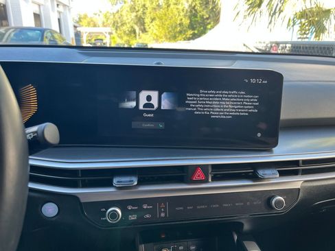 Used 2024 Kia Sorento S image 20