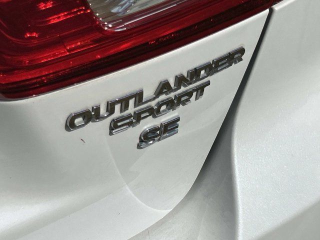 Used 2018 Mitsubishi Outlander Sport SE FWD image 10