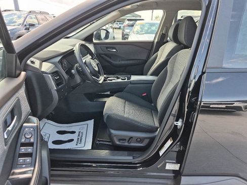 Used 2023 Nissan Rogue SV AWD/4WD image 14