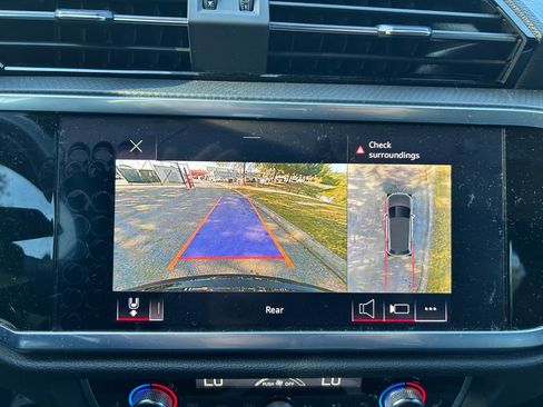 Used 2022 Audi Q3 2.0T Premium Plus image 25