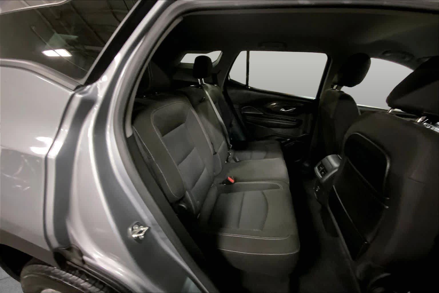 Used 2024 GMC Terrain SLE w/ Driver Convenience Package AWD/4WD image 19