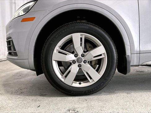 Used 2019 Audi Q5 2.0T Premium Plus w/ Premium Plus Package image 6