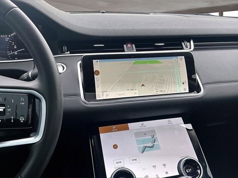 Used 2023 Land Rover Range Rover Evoque SE image 6