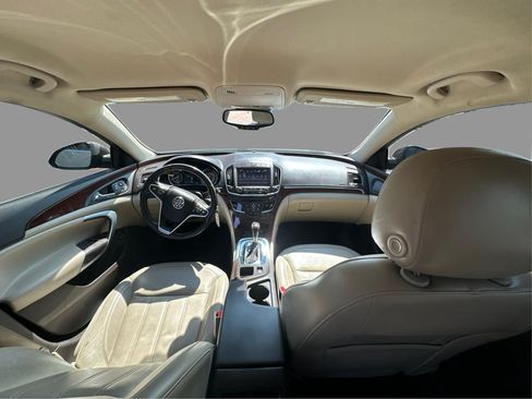Used 2017 Buick Regal AWD image 40