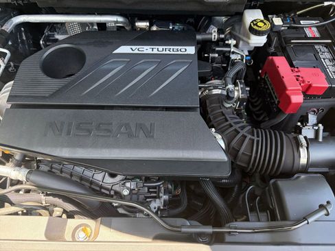 Used 2025 Nissan Rogue SV AWD/4WD image 34