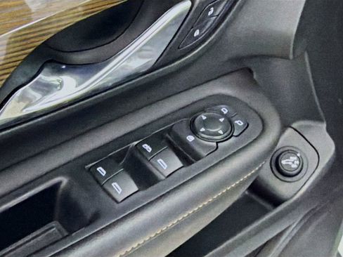 Used 2020 GMC Terrain SLE w/ Driver Convenience Package image 19