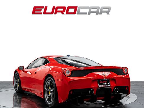 Used 2015 Ferrari 458 Speciale Coupe RWD image 3