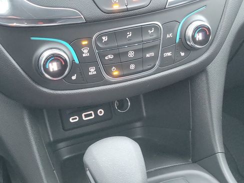 Certified 2024 Chevrolet Equinox LT image 26