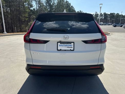 Used 2026 Honda CR-V EX image 6
