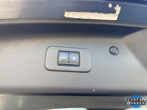 Used 2024 Nissan Armada SL image 14