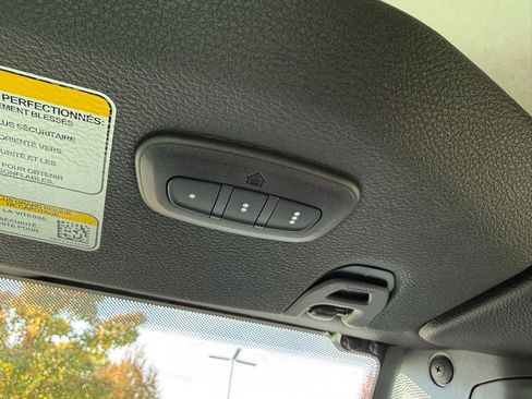 New 2025 Jeep Gladiator Mojave w/ Convenience Group image 25