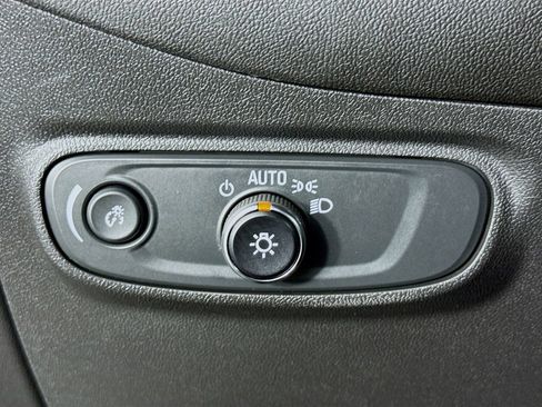Used 2023 Chevrolet Equinox RS w/ RS Leather Package FWD image 14