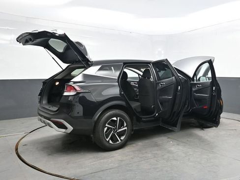 Used 2023 Kia Sportage LX AWD/4WD image 49