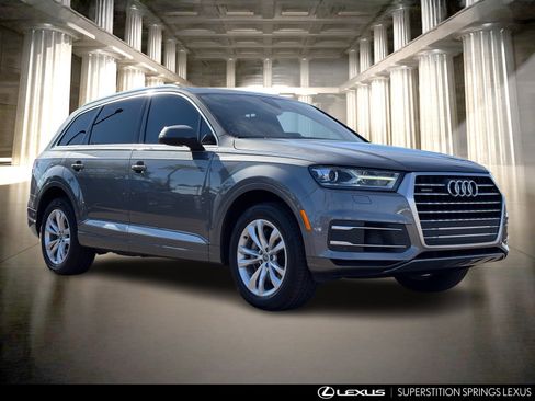 Used 2018 Audi Q7 3.0T Premium image 2