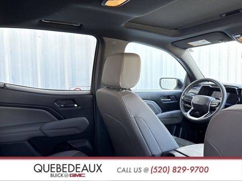 Used 2024 Chevrolet Colorado ZR2 w/ Technology Package image 61