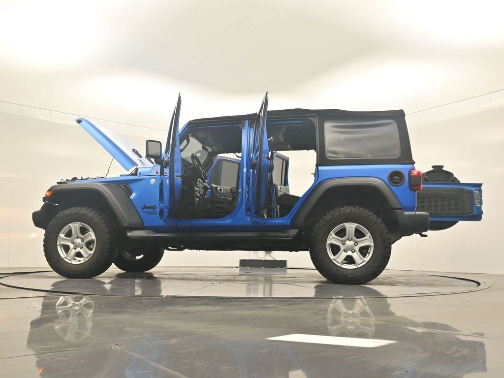 Used 2021 Jeep Wrangler Unlimited Sport AWD/4WD image 38