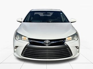 Used 2016 Toyota Camry LE video 2