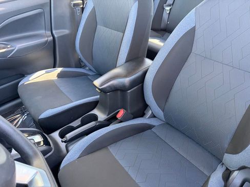 Certified 2025 Nissan Versa SV FWD image 30