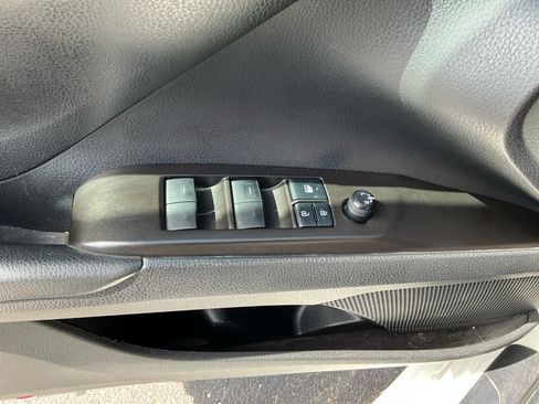 Used 2021 Toyota Camry SE image 20