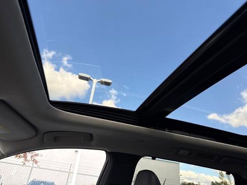 Certified 2025 INFINITI QX60 Sensory image 21