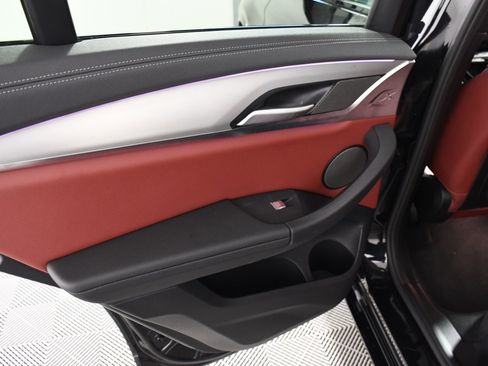 Used 2024 BMW X3 M40i image 23