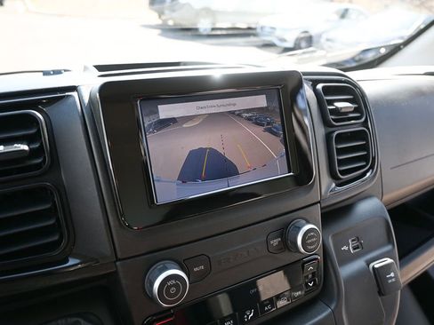 Used 2023 RAM ProMaster 3500 FWD image 13