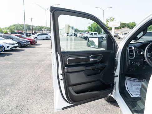 Certified 2025 RAM 1500 Big Horn AWD/4WD image 12