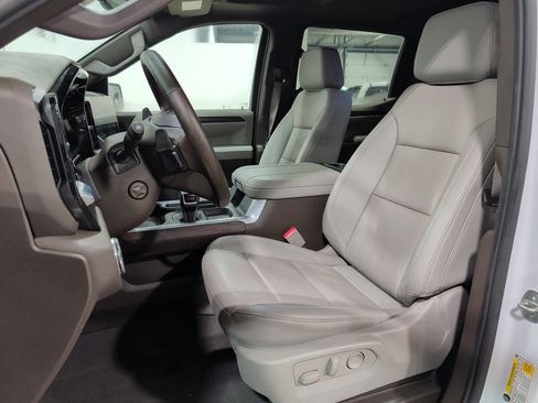 Used 2024 GMC Sierra 1500 SLT w/ SLT Premium Plus Package image 8