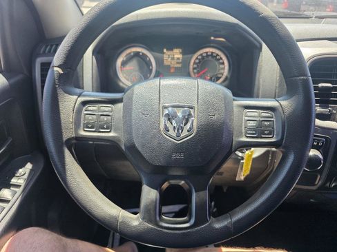 Used 2018 RAM 1500 Express w/ Express Value Package RWD image 13