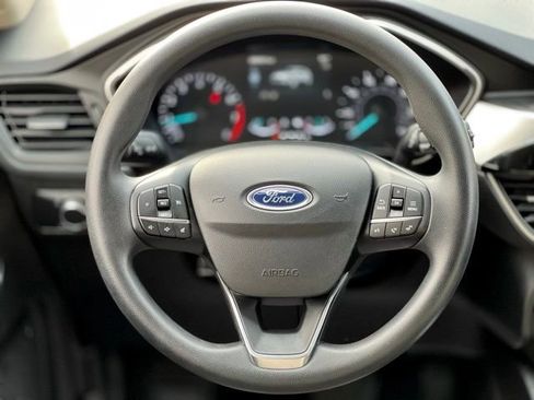 Used 2020 Ford Escape SE image 33
