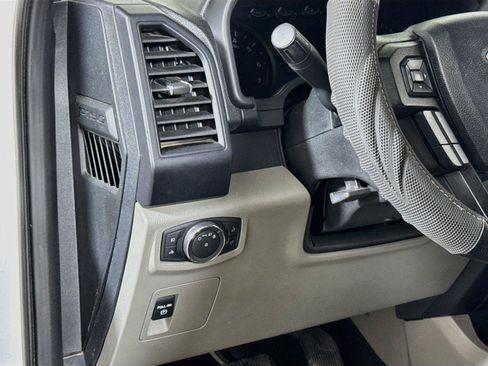 Used 2019 Ford F150 XL w/ Equipment Group 101A Mid RWD image 8