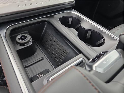 New 2025 Ford Expedition Max Active image 20