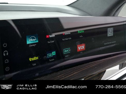 New 2026 Cadillac Escalade Luxury w/ Touring Package AWD/4WD image 17
