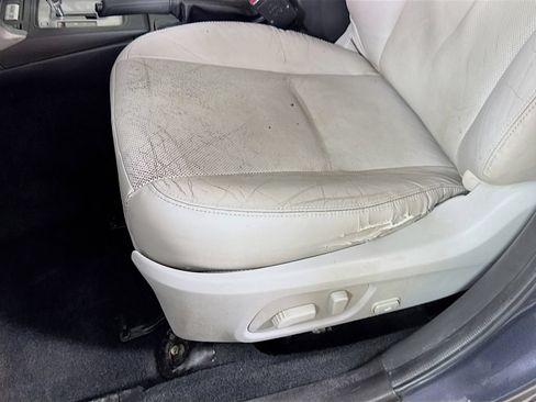 Used 2014 Subaru Forester 2.5i Touring AWD/4WD image 23