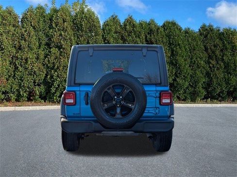 Used 2022 Jeep Wrangler Unlimited Sport image 5